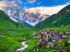 Gruzie-turistický zájezd-Vesnice Ushguli na úpatí hory Shkhara, Horní Svanetie